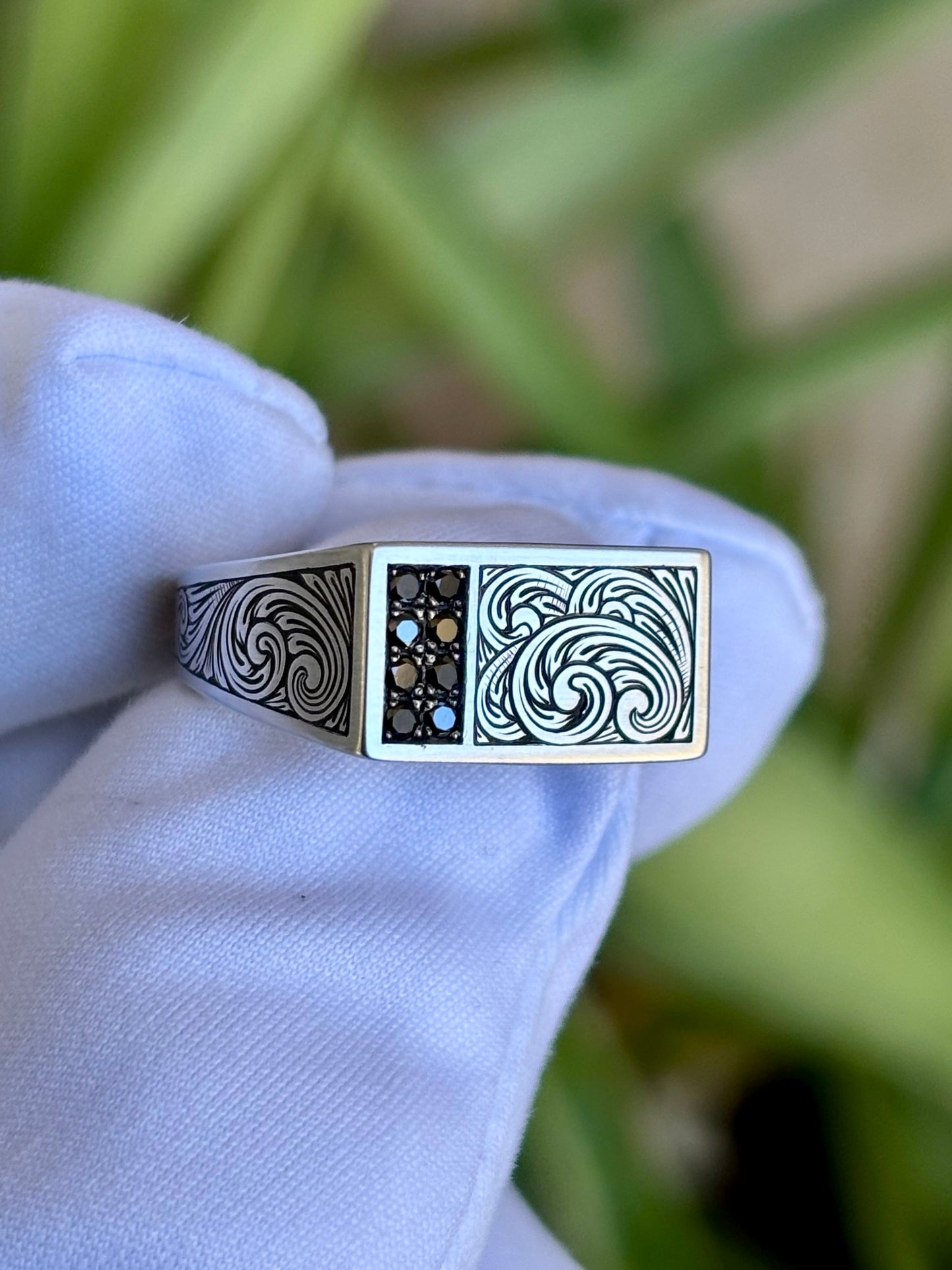 English Scroll Signet Ring
