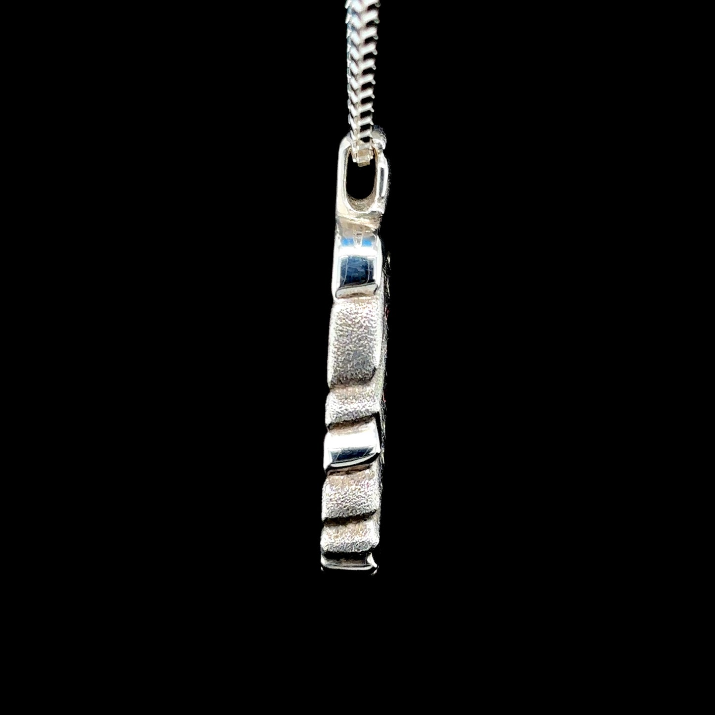 Flow Pendant with Pink Sapphire Gradient