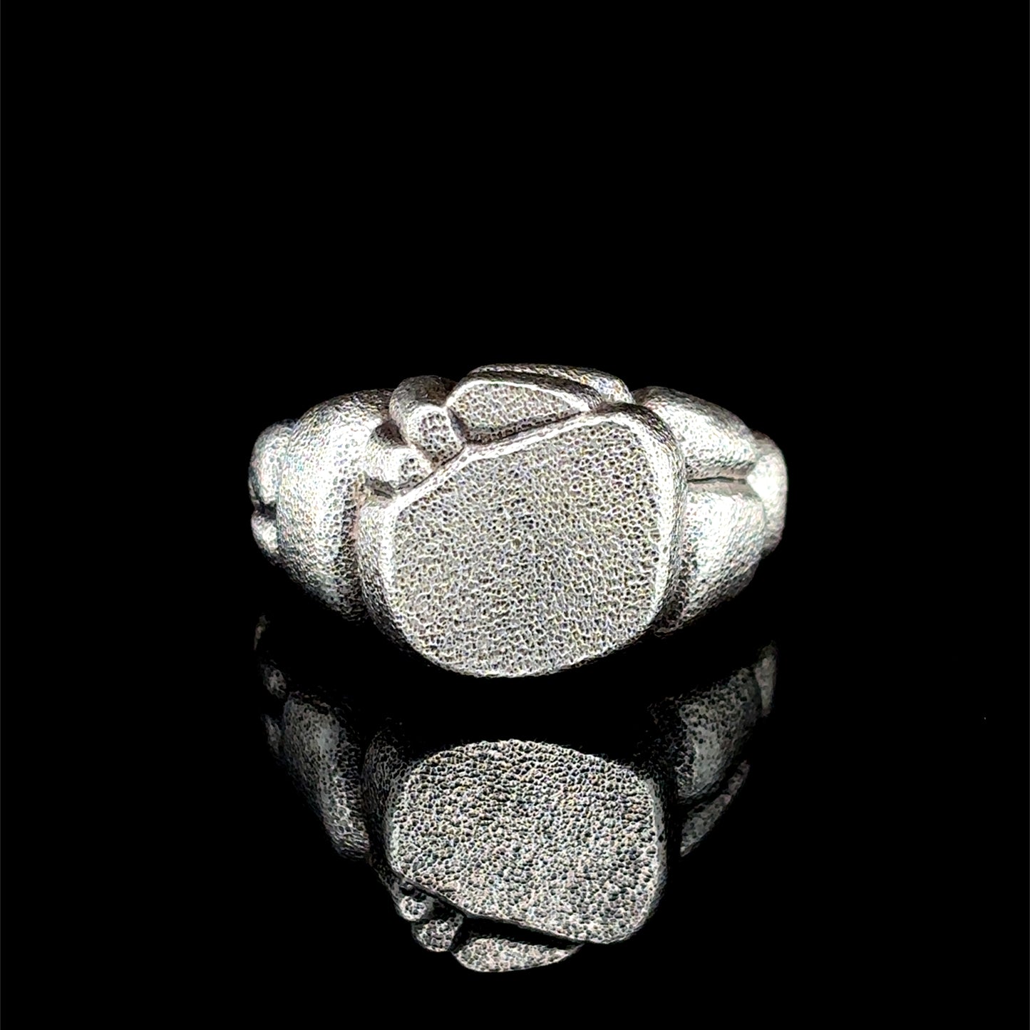 Ancient Stones Ring