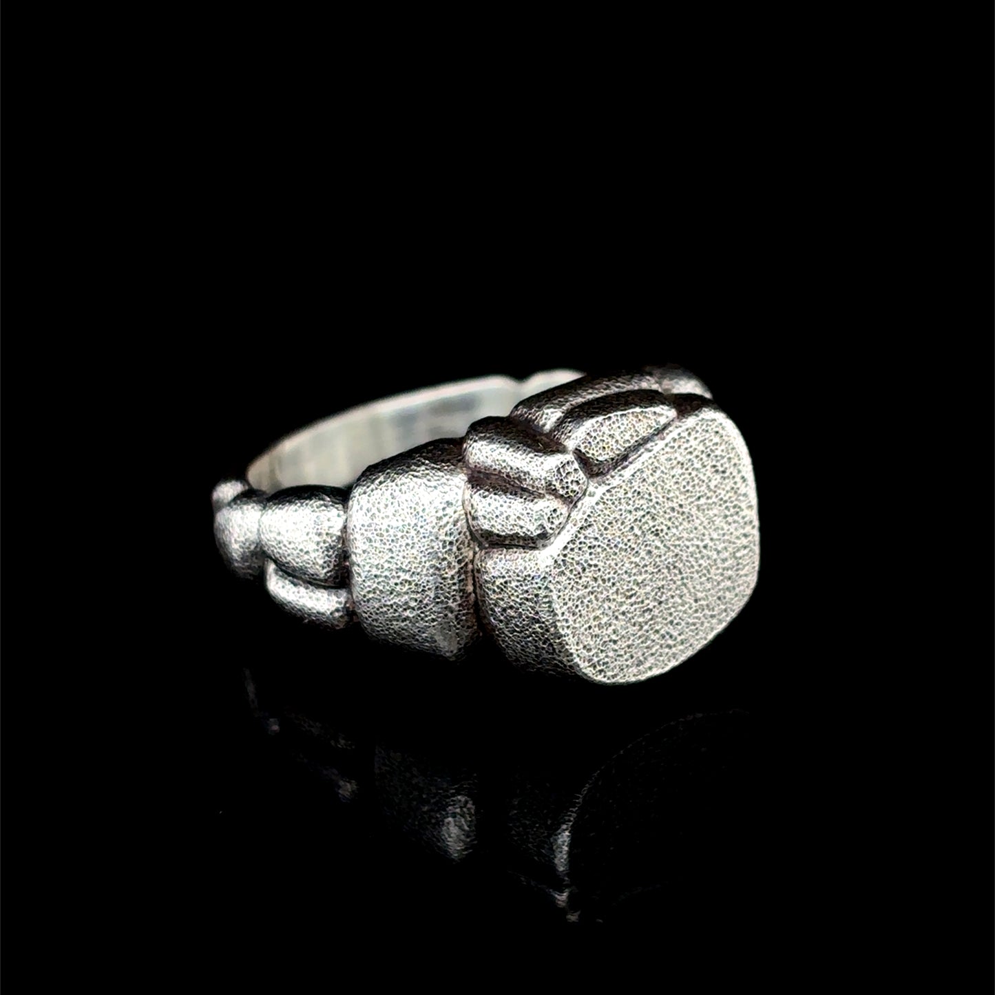 Ancient Stones Ring