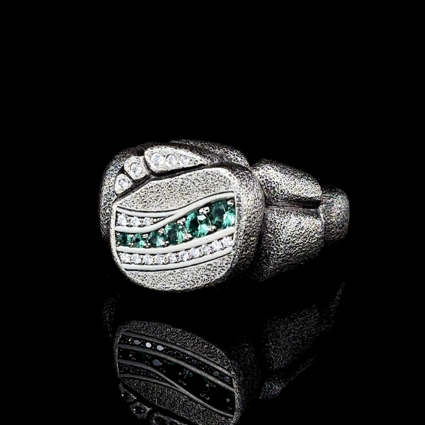 Emerald & Diamond Ancient Stones Ring