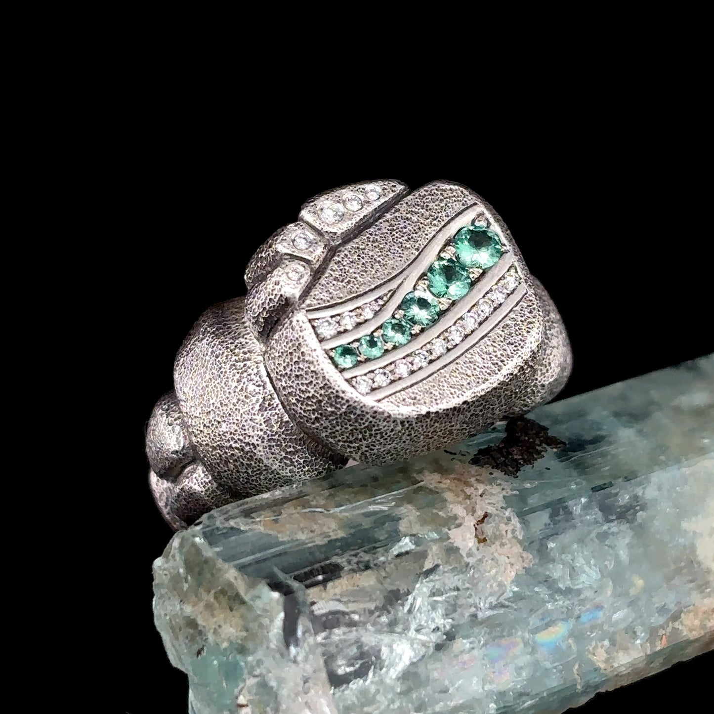 Emerald & Diamond Ancient Stones Ring