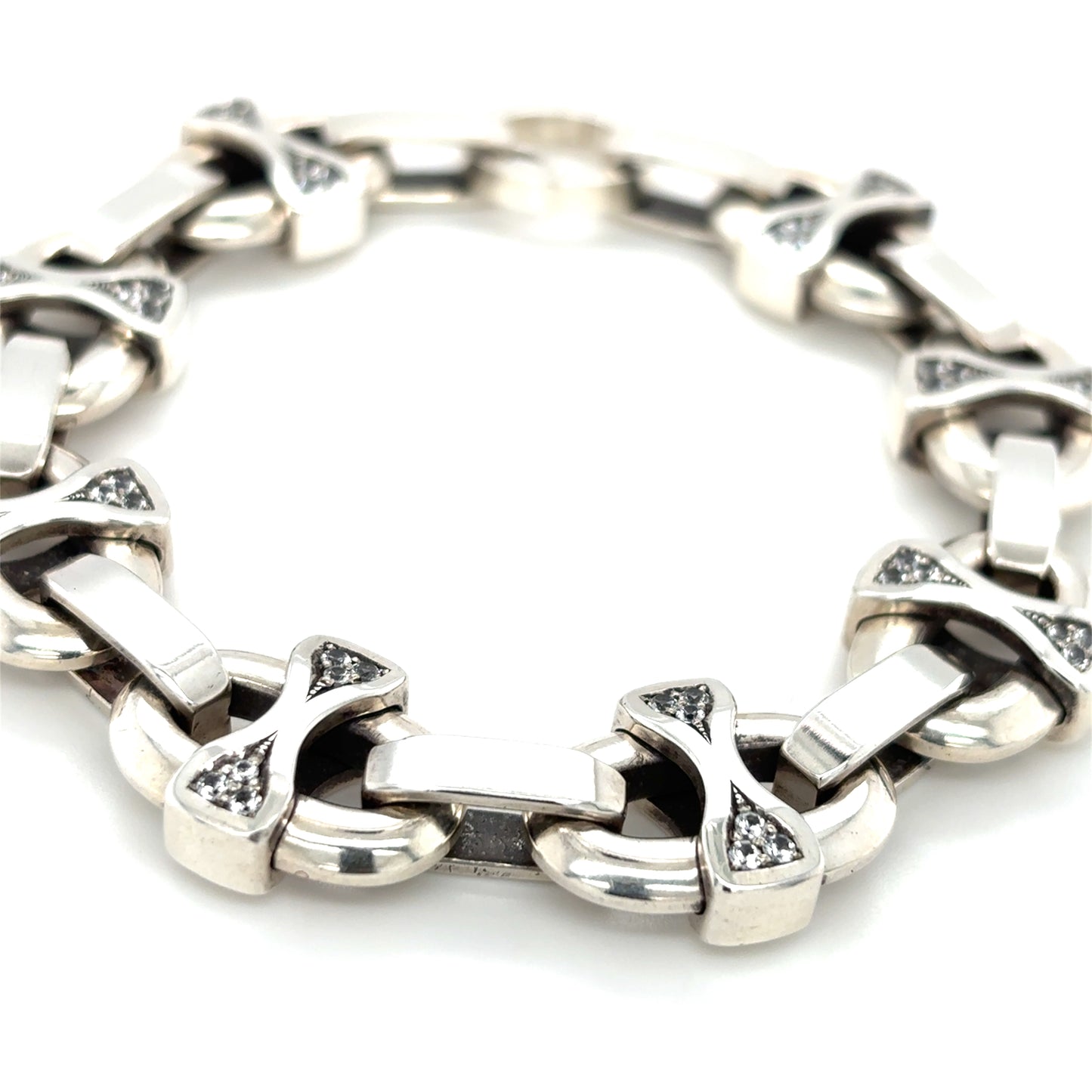 emKel Link Sapphire Bracelet
