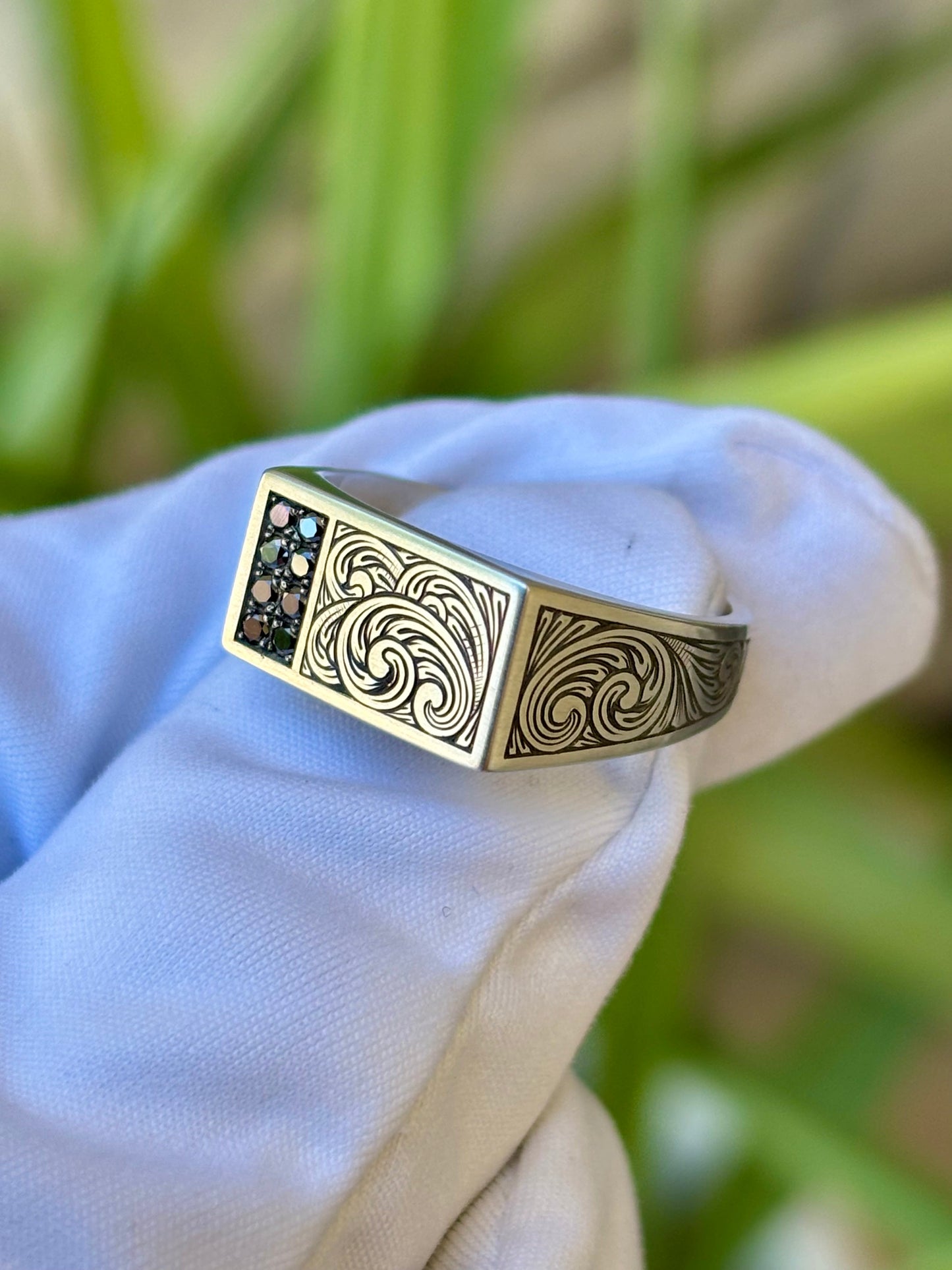 English Scroll Signet Ring