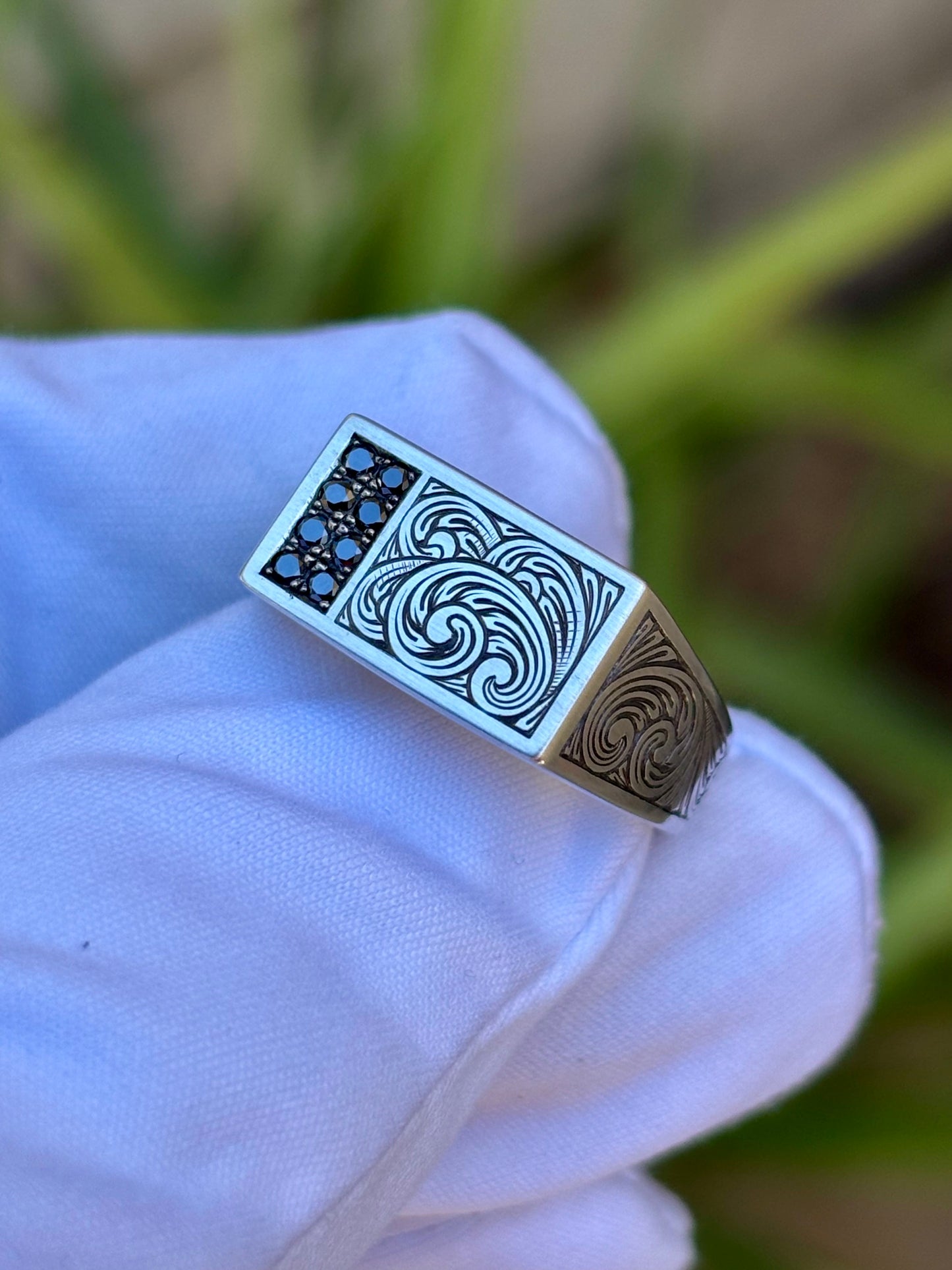 English Scroll Signet Ring