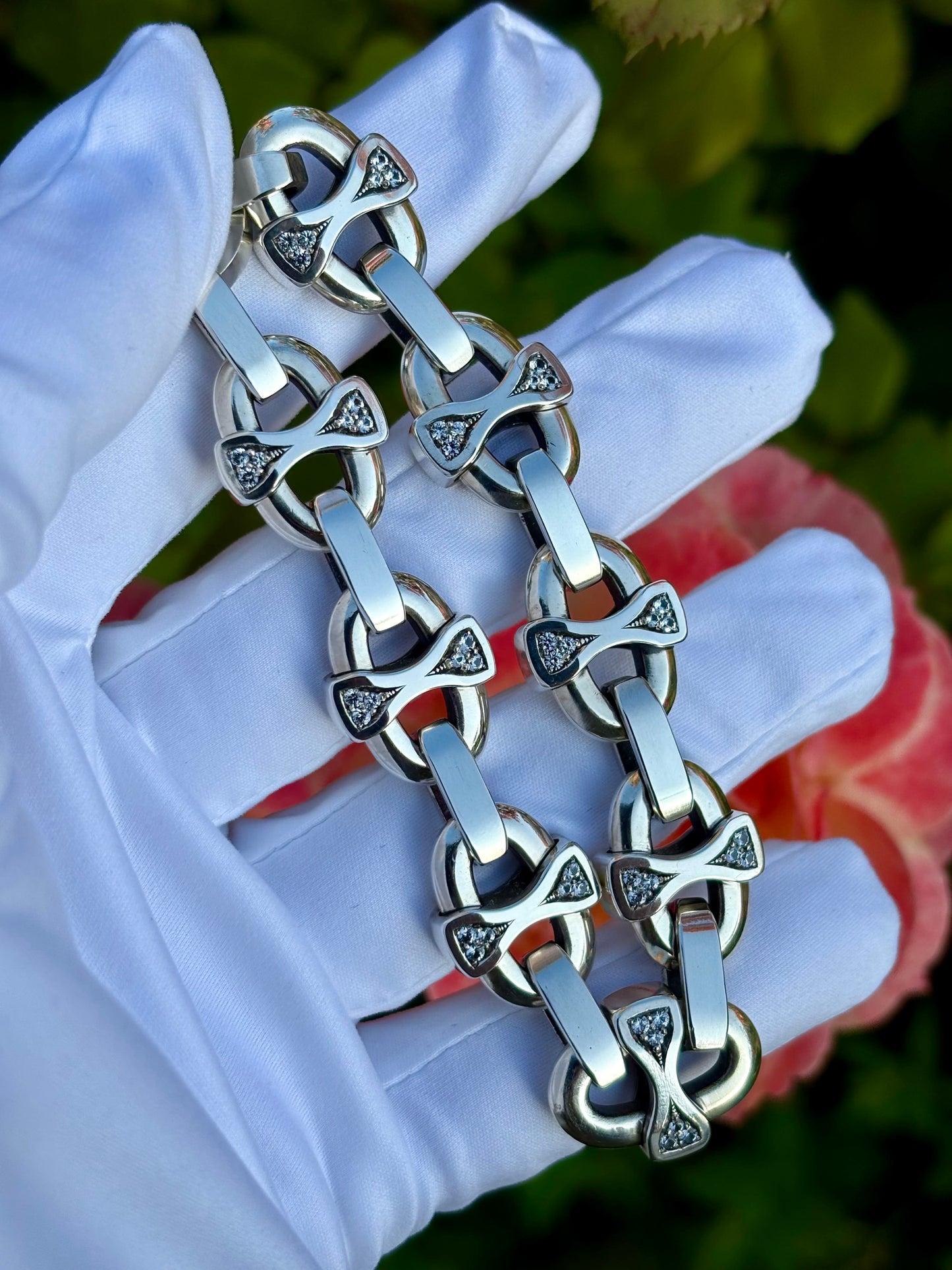 emKel Link Sapphire Bracelet