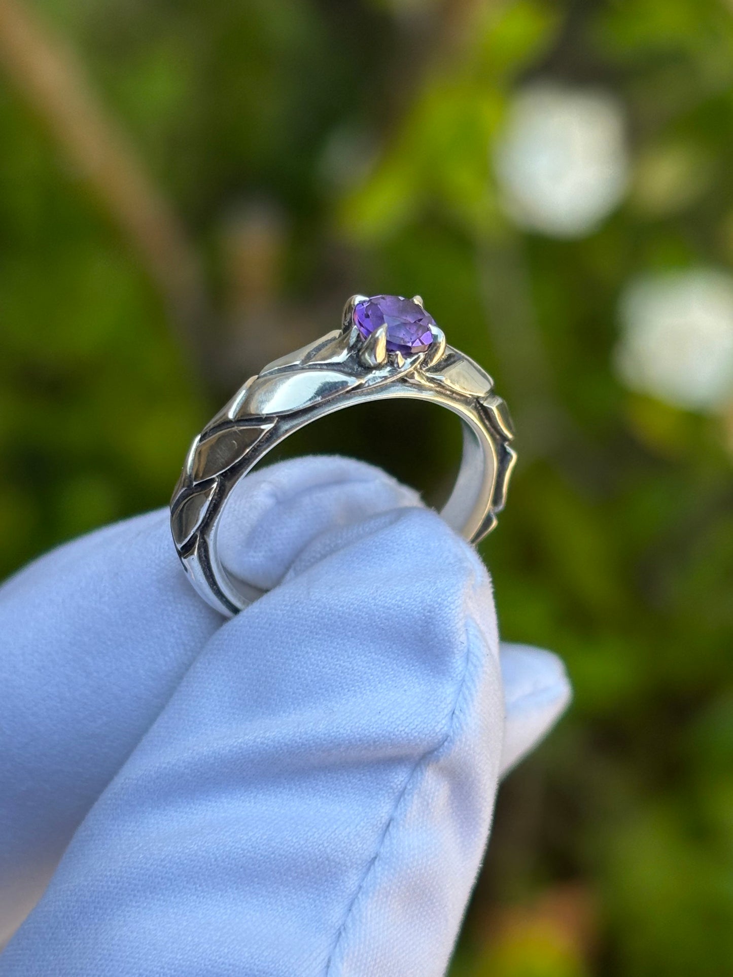 Amethyst Laurel Ring