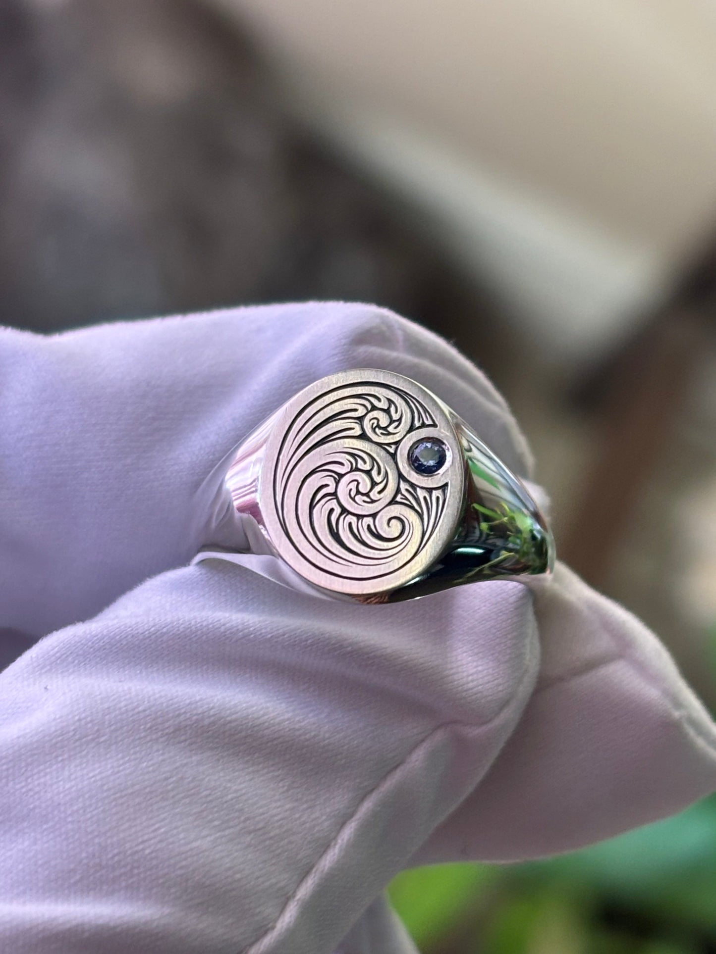Scroll Signet Ring