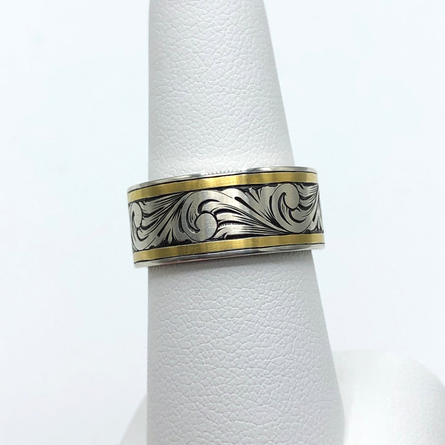 Classic Scroll Hand Engraved Ring with Gold Inlay - Size 8