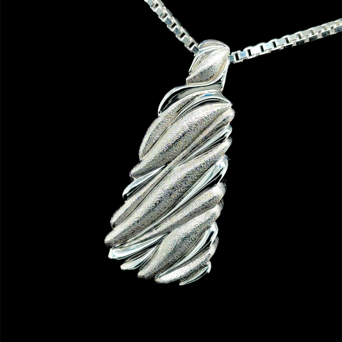Flow Pendant
