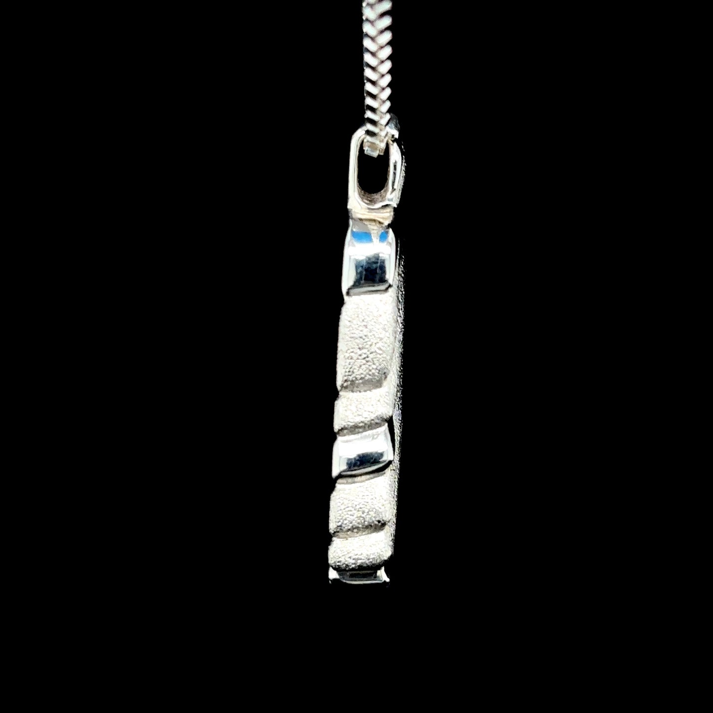 Flow Pendant