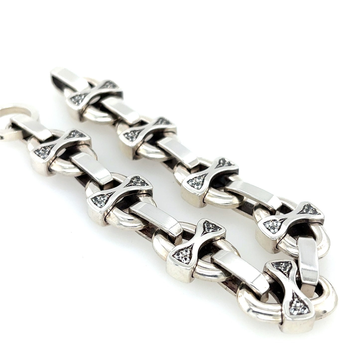 emKel Link Sapphire Bracelet