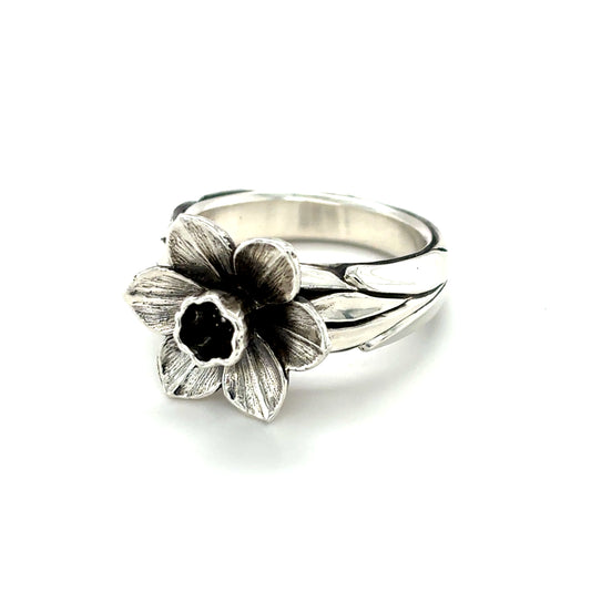 Daffodil Ring