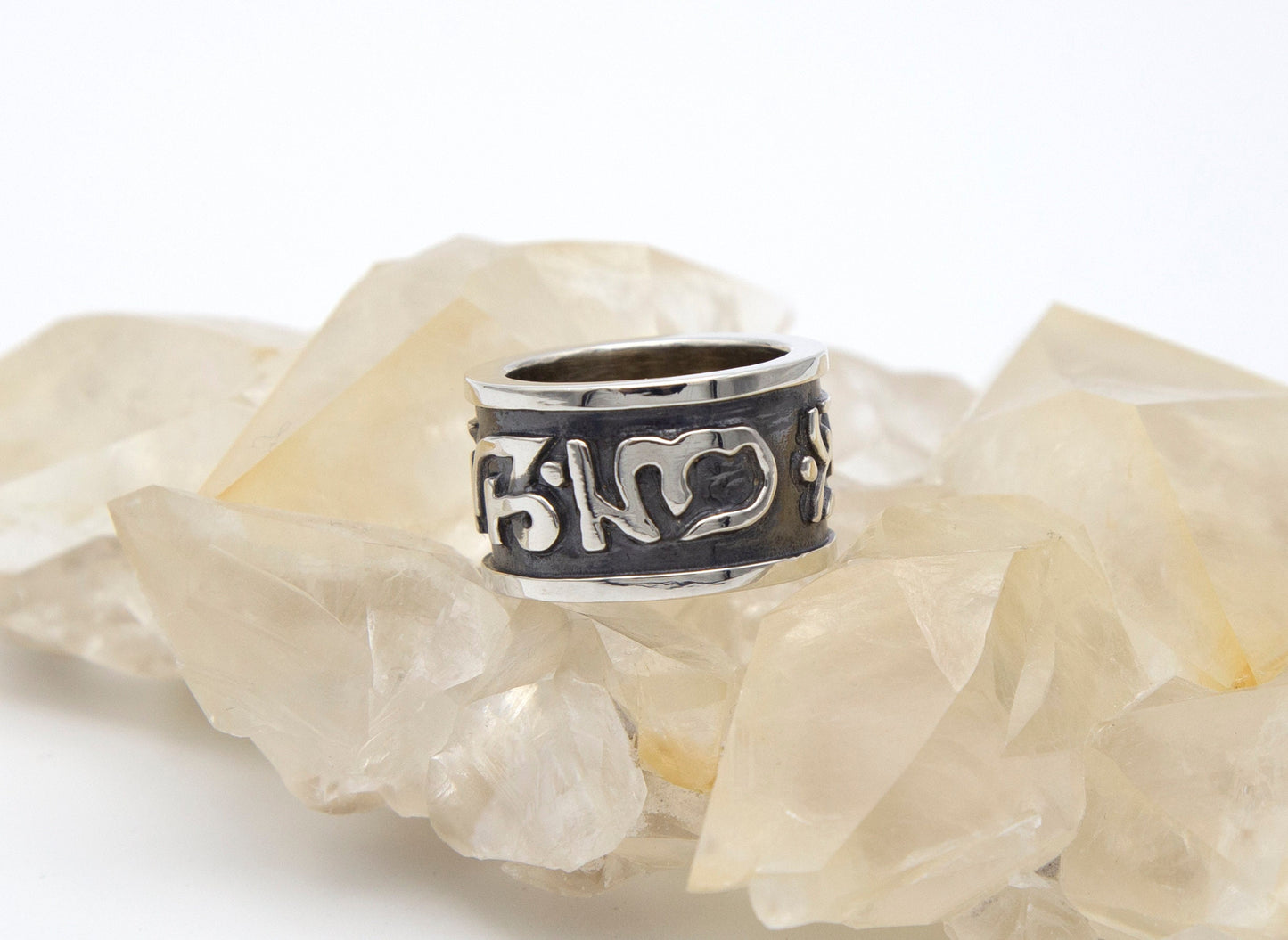Tibetan Mantra Sterling Silver Ring - Size 8